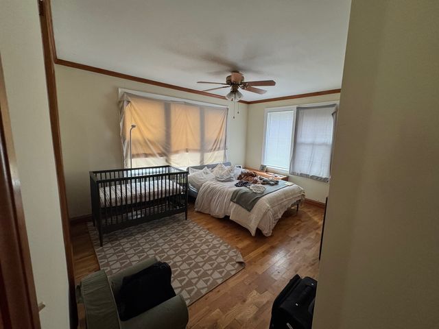 1011 CENTRAL Avenue 2, Wilmette, IL 60091