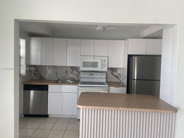 1340 Lincoln Road 505, Miami Beach, FL 33139