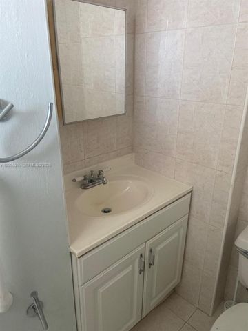 1340 Lincoln Road 505, Miami Beach, FL 33139