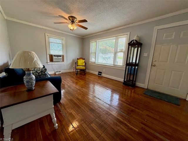 417 Boundary Street, Haw River, NC 27258