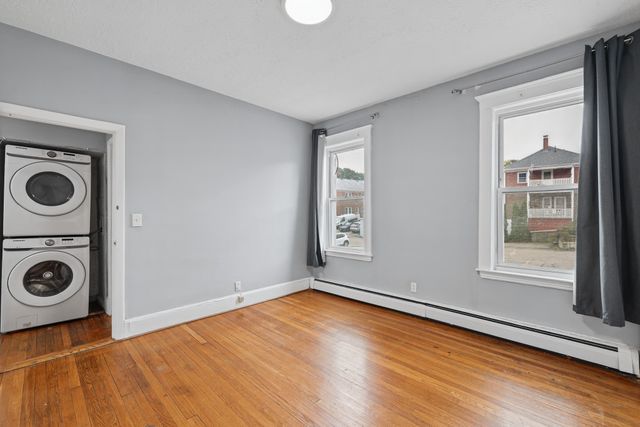 1726 Commonwealth Ave 4, Boston, MA 02135