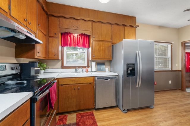 4403 Edminster St, Wichita, KS 67212