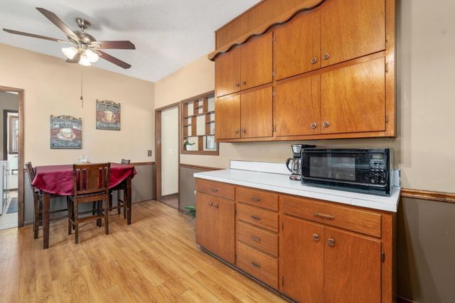 4403 Edminster St, Wichita, KS 67212