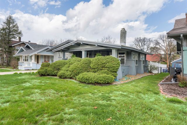 4531 Waveland Court, Des Moines, IA 50312