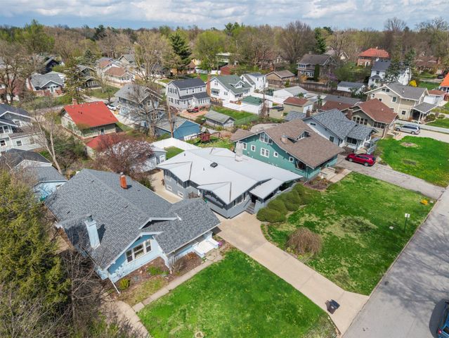 4531 Waveland Court, Des Moines, IA 50312