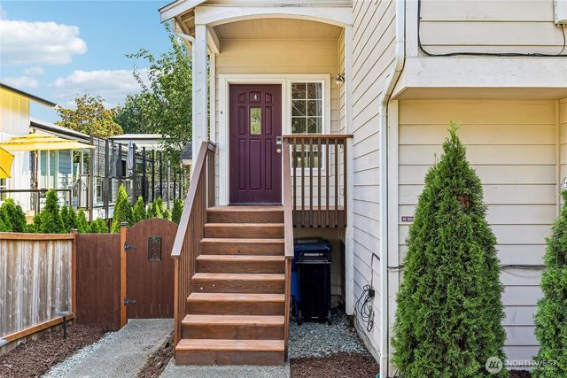 4856 18th Avenue SW, Seattle, WA 98106