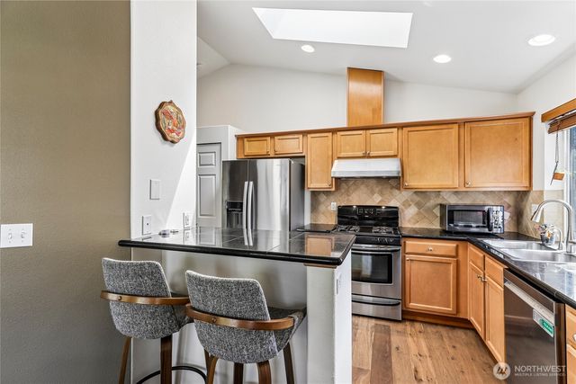 4856 18th Avenue SW, Seattle, WA 98106
