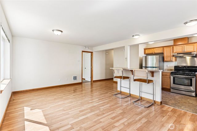 4856 18th Avenue SW, Seattle, WA 98106