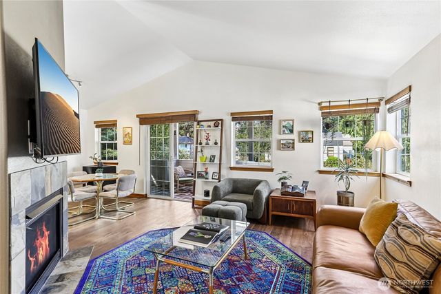 4856 18th Avenue SW, Seattle, WA 98106