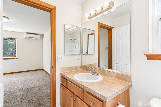 4856 18th Avenue SW, Seattle, WA 98106