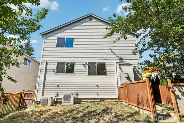 4856 18th Avenue SW, Seattle, WA 98106