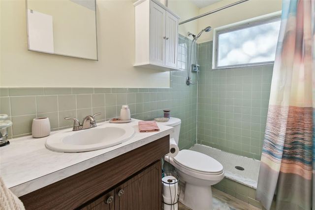 918 WINDWARD WAY, Palm Harbor, FL 34685