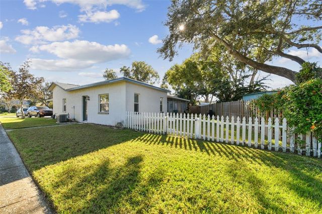 918 WINDWARD WAY, Palm Harbor, FL 34685