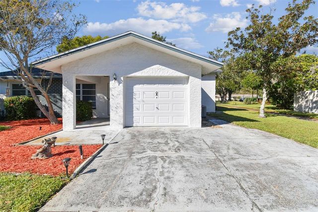 918 WINDWARD WAY, Palm Harbor, FL 34685