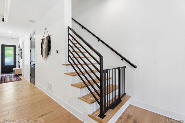 710 Parent E, Royal Oak, MI 48067