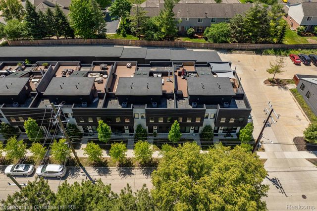 710 Parent E, Royal Oak, MI 48067