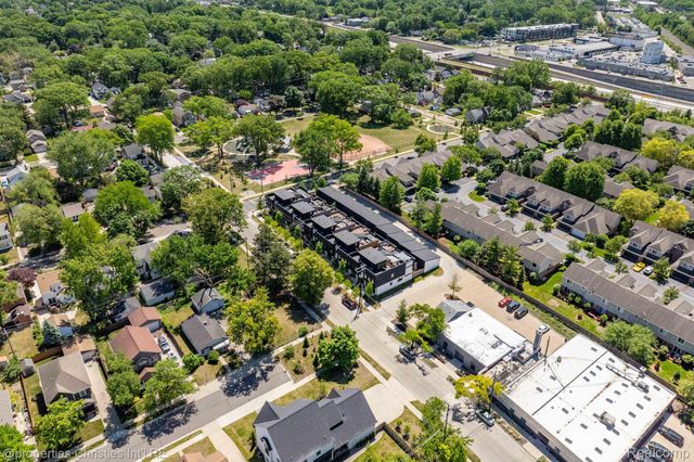 710 Parent E, Royal Oak, MI 48067
