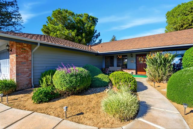 32194 River Island Drive, Springville, CA 93265