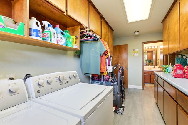 32194 River Island Drive, Springville, CA 93265