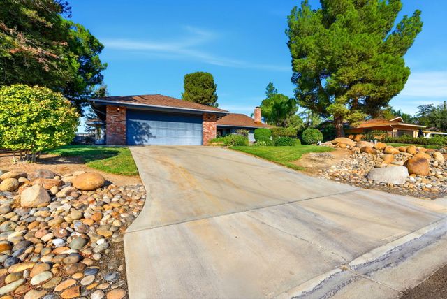 32194 River Island Drive, Springville, CA 93265