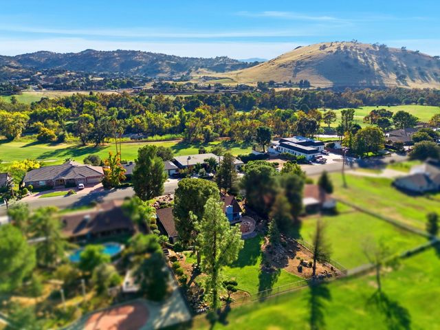 32194 River Island Drive, Springville, CA 93265