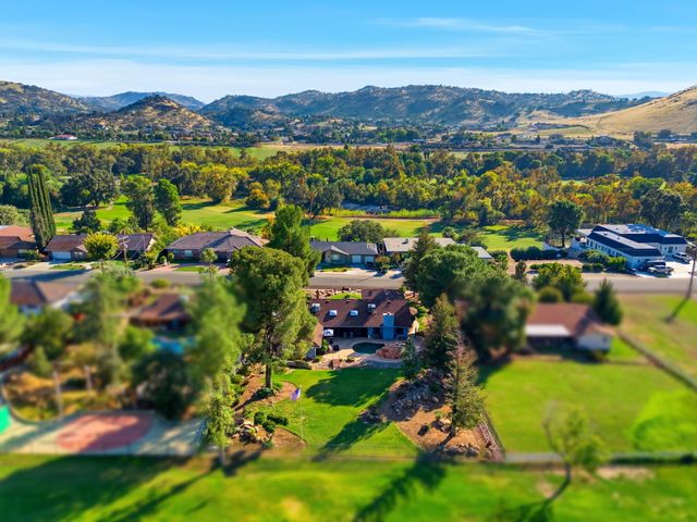 32194 River Island Drive, Springville, CA 93265