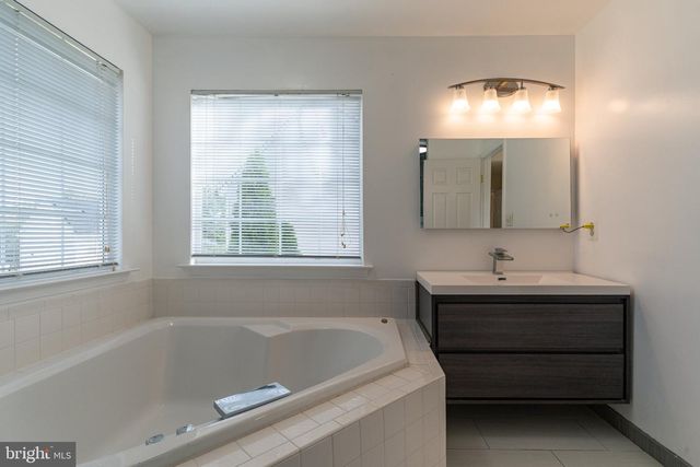 7712 BLUE POINT AVE, Beltsville, MD 20705