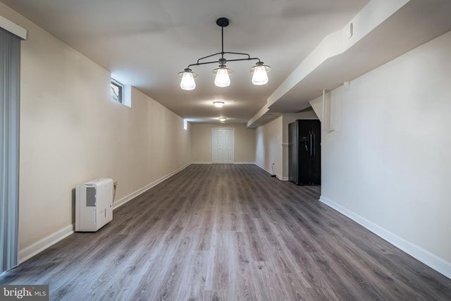 7712 BLUE POINT AVE, Beltsville, MD 20705