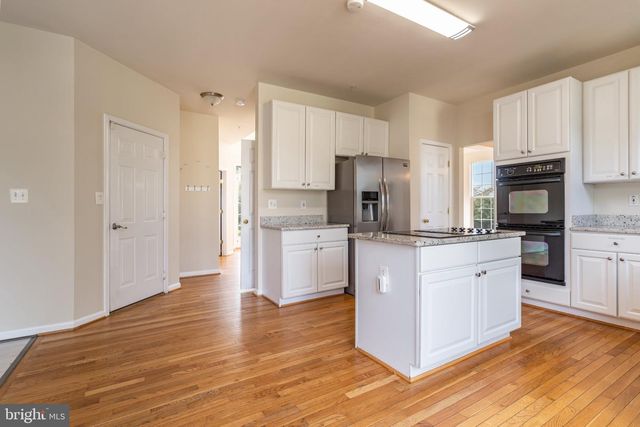 7712 BLUE POINT AVE, Beltsville, MD 20705
