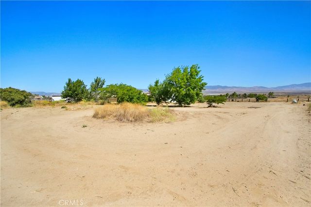 25635 Kargat Street, Lancaster, CA 93536