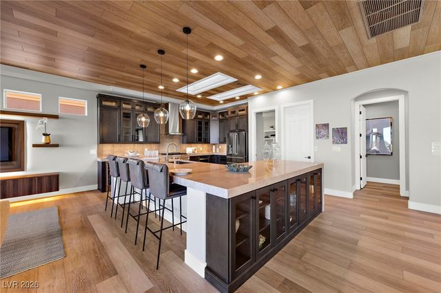 2548 Faiss Drive, Las Vegas, NV 89134