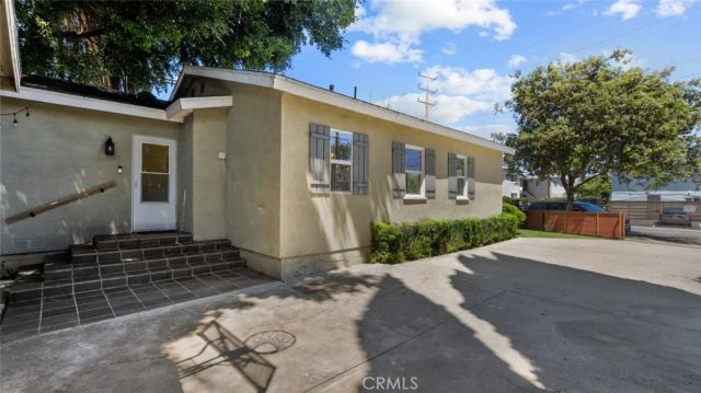 3131 Livonia Avenue, Los Angeles, CA 90034