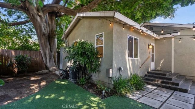 3131 Livonia Avenue, Los Angeles, CA 90034