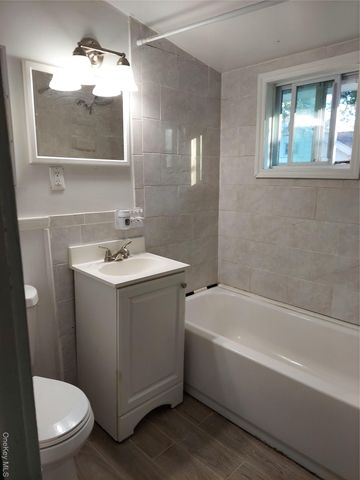 8 Central Avenue, White Lake, NY 12786