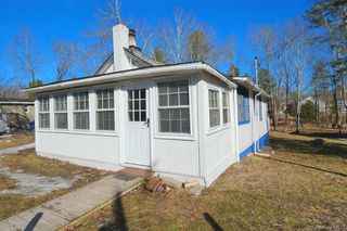 8 Central Avenue, White Lake, NY 12786