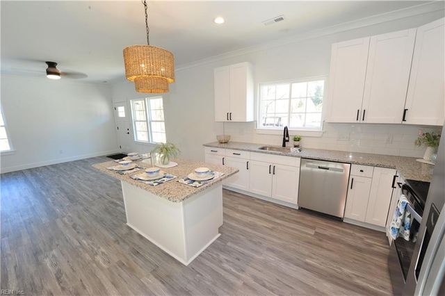 329 N Capital ST, Suffolk, VA 23434