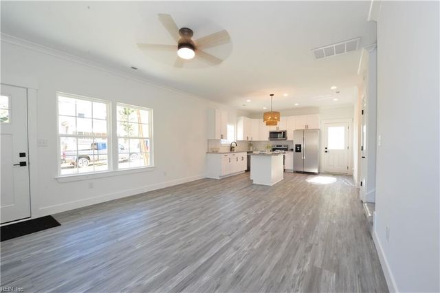 329 N Capital ST, Suffolk, VA 23434