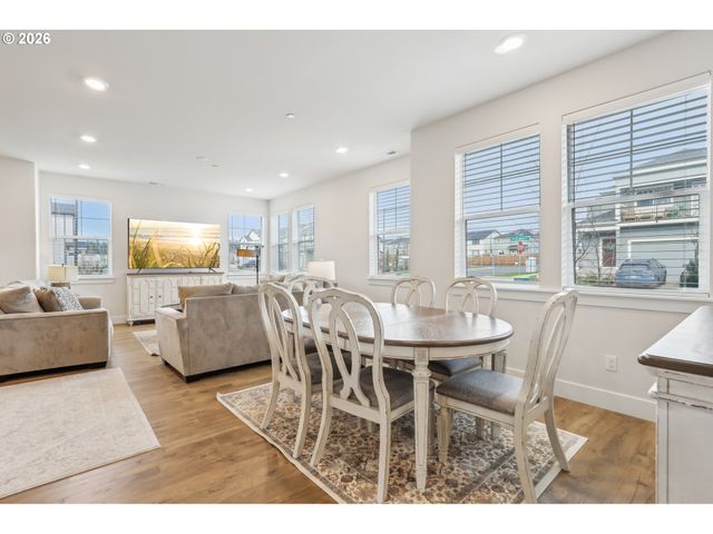 18436 Sw BUCKHORN Dr, Beaverton, OR 97007