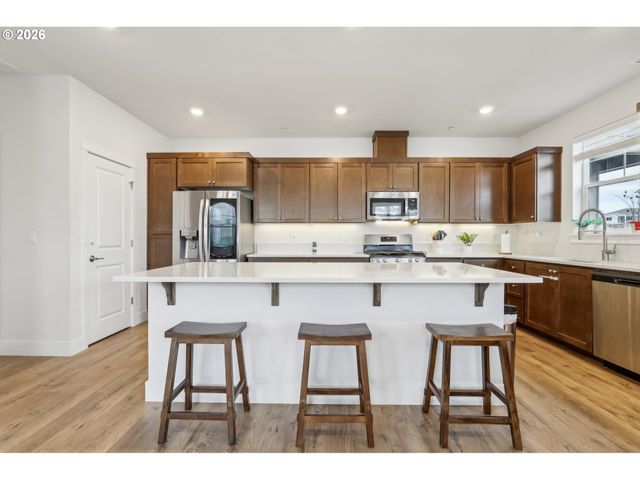 18436 Sw BUCKHORN Dr, Beaverton, OR 97007