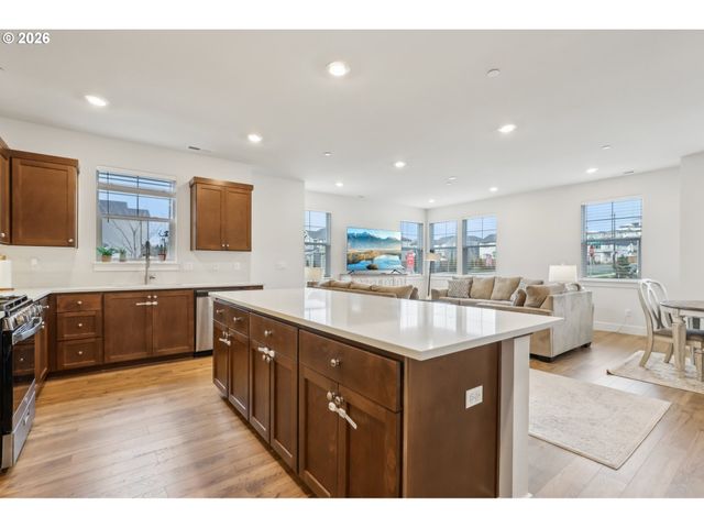 18436 Sw BUCKHORN Dr, Beaverton, OR 97007