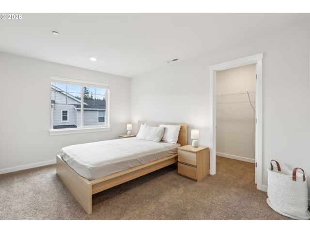 18436 Sw BUCKHORN Dr, Beaverton, OR 97007