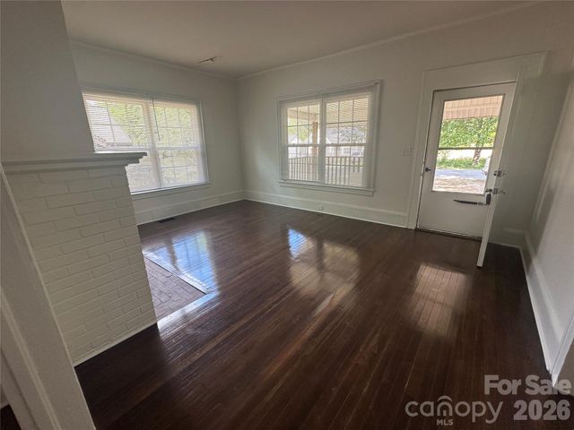 4028 Leo Street, Winston Salem, NC 27105