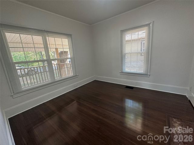 4028 Leo Street, Winston Salem, NC 27105