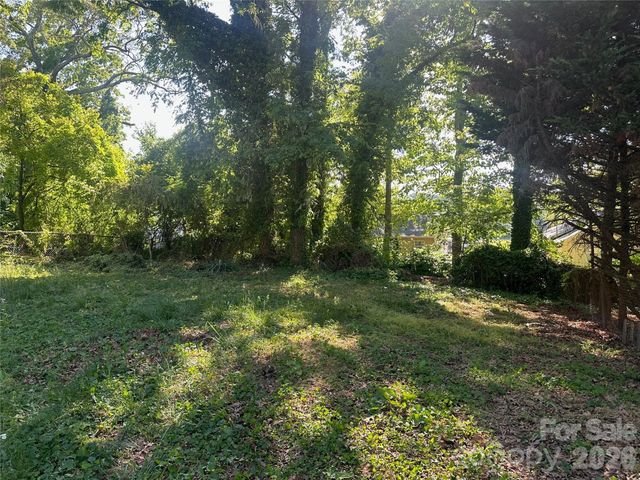 4028 Leo Street, Winston Salem, NC 27105