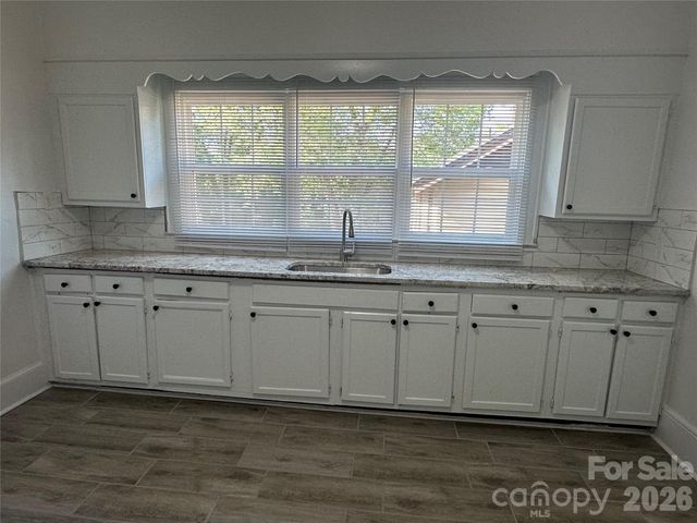 4028 Leo Street, Winston Salem, NC 27105