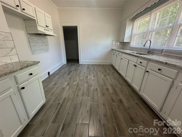 4028 Leo Street, Winston Salem, NC 27105