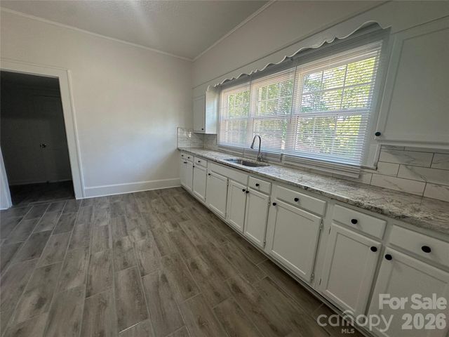 4028 Leo Street, Winston Salem, NC 27105