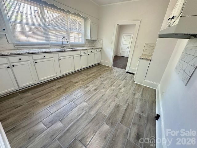 4028 Leo Street, Winston Salem, NC 27105