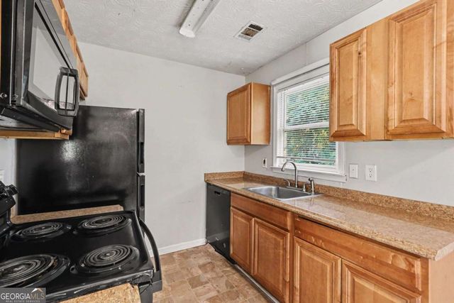 270 Knob Drive, Carrollton, GA 30116
