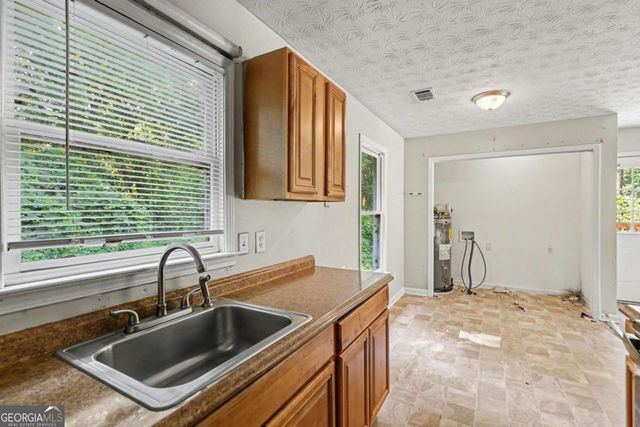 270 Knob Drive, Carrollton, GA 30116